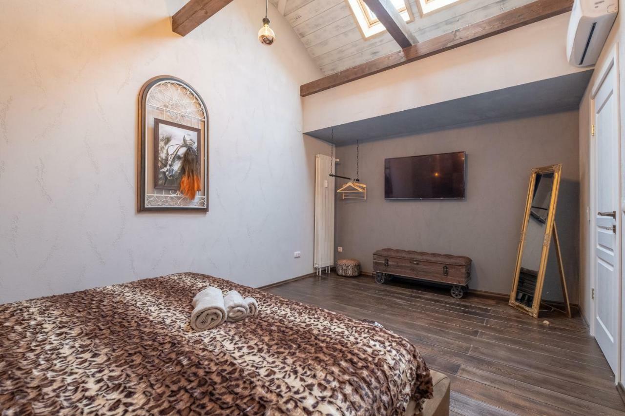 2-Bedroom Elegant Apartment In Mediterranean Style Sofia