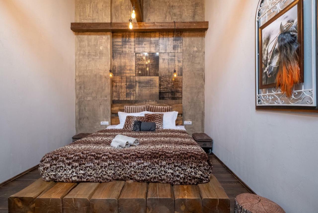 2-Bedroom Elegant Apartment In Mediterranean Style Sofia